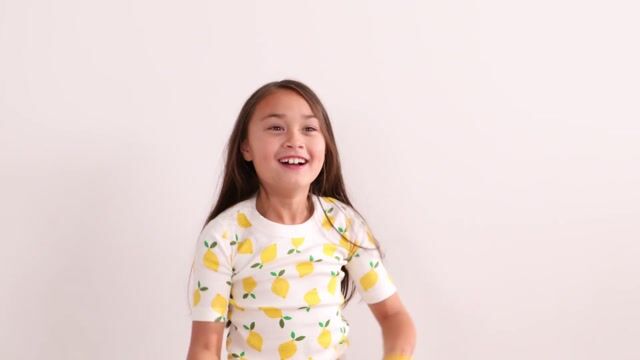 Hanna Andersson — play video
